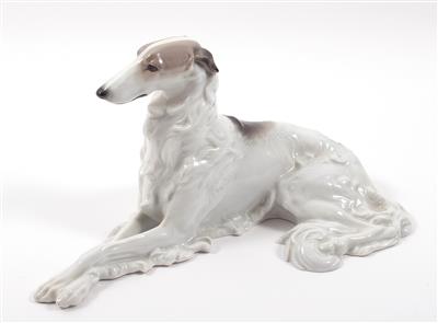 Porzellanfigur "Liegender Windhund" - Arte, antiquariato e gioielli