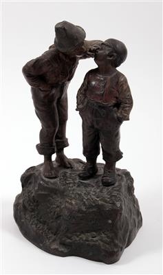 Bronzefigurengruppe "Zwei Straßenjungen beim Rauchen" - Kunst, Antiquitäten und Schmuck