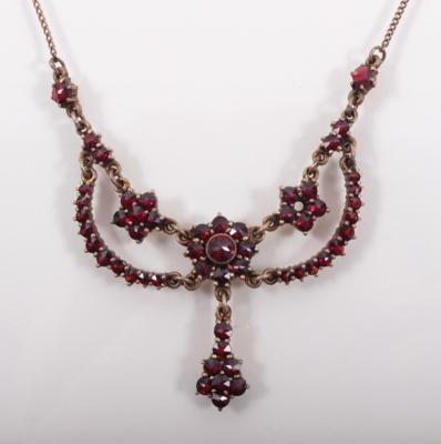 Granatcollier - Antiques, art and jewellery