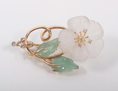 Brillant-Bergkristall-Nephrit Blumenbrosche - Antiques, art and jewellery