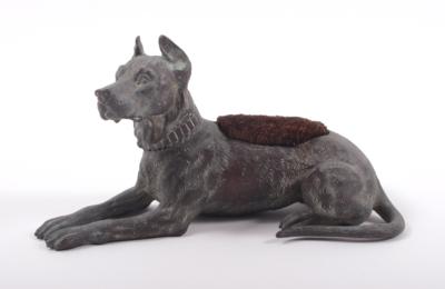 Bronzefigur (Schreibfederabstreifer) "Liegender Hund" - Antiques, art and jewellery