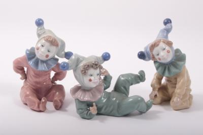 3 Porzellanfiguren "Kleiner Harlequin" - Umění, starožitnosti, šperky