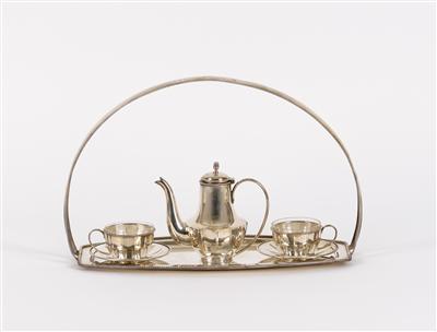 1 Mokkakännchen, 2 Schalen mit Untertassen, farblose Glaseinsätze, 1 Anbietetasse mit Henckel - Art and Antiques, Jewellery - Wr. Neustadt